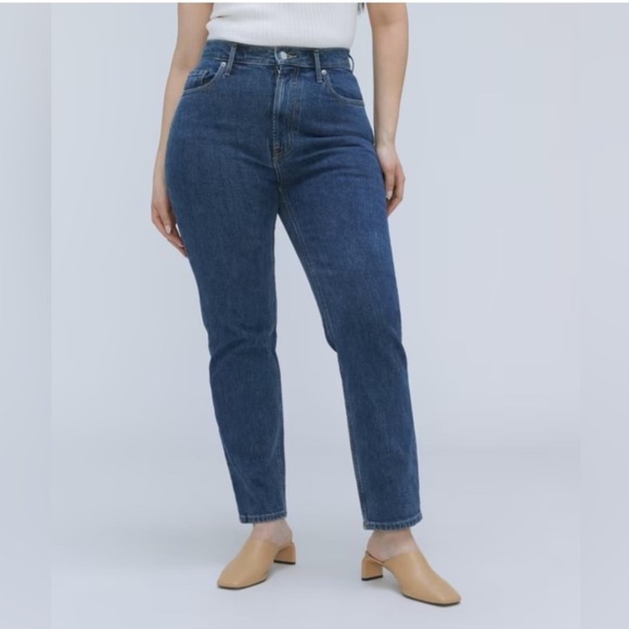 Everlane Denim - Everlane The Curvy Cheeky Jean High Rise Straight‎ Crop Medium Wash Size 27 Crop